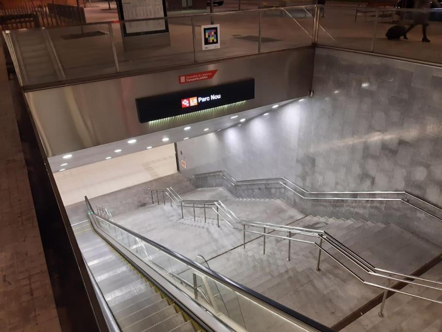 Gran Apartamento Cerca Del Aeropuerto Διαμέρισμα Ελ Πρατ ντε Λομπρεγκάτ Εξωτερικό φωτογραφία